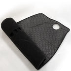 Dash Mat / Non-Slip Black / Dash Mat for Golf 4 MK4 (1997–2003)