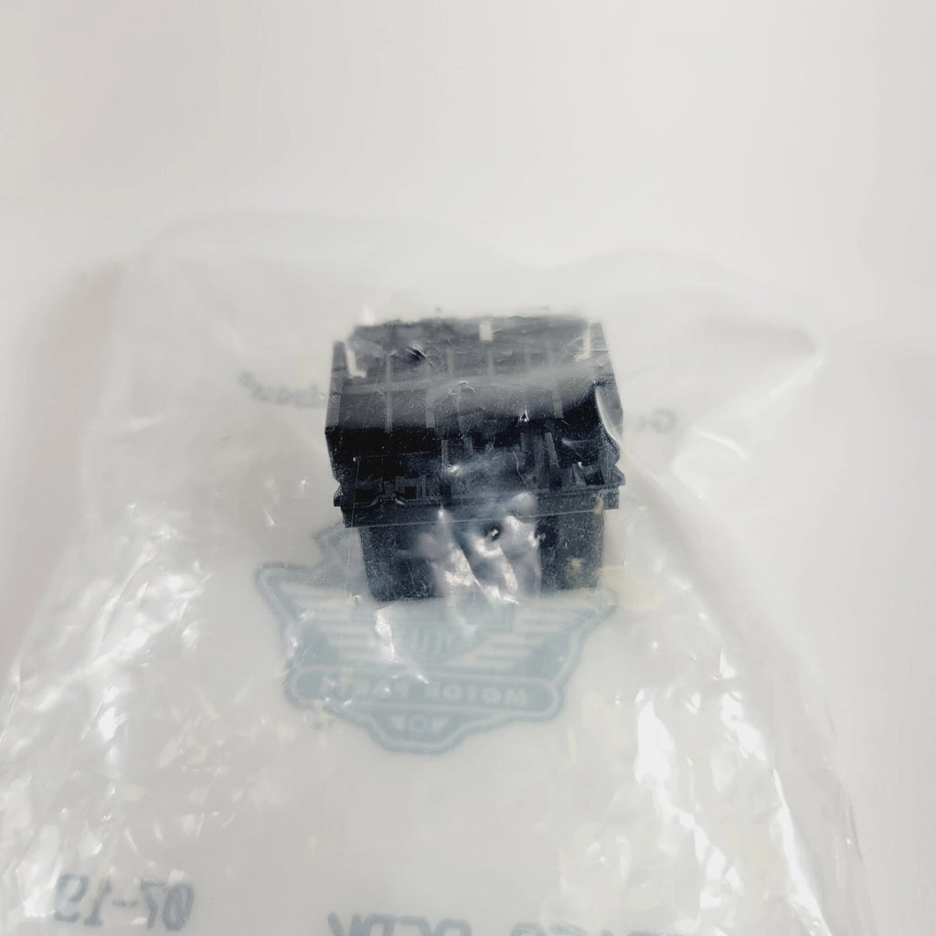 Receptacle Socket Housing B-Position for Harley-Davidson (1996–1996) 73158-96BK