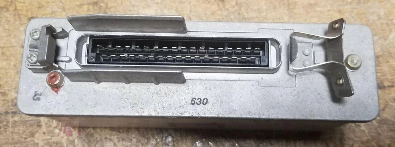 ABS Control Module for Jaguar XJ6 (1986–1989) BOSCH 0-265-103-008