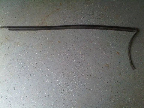 Upper Door Molding Weatherstrip LH for Thunderbird Cougar (1989–1997)