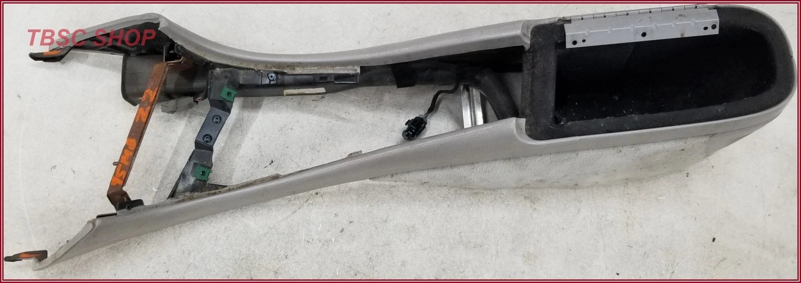 Center Console Assembly for Lincoln Mark VIII (1995–1996) Z2