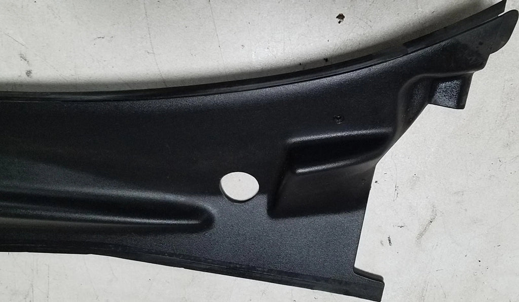 Cowl Panel LH for Lincoln Mark VIII (1993–1996)