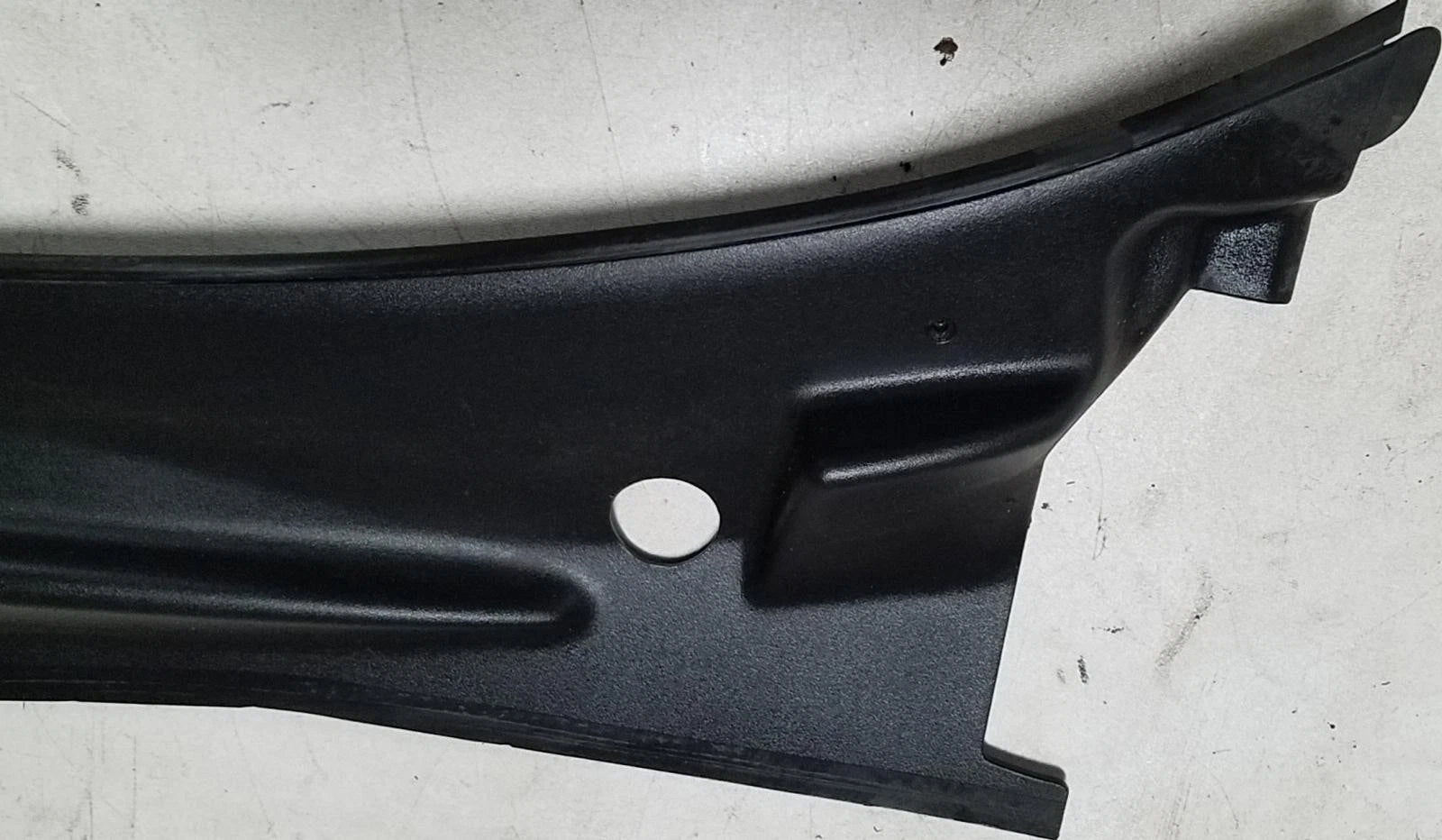 Cowl Panel LH for Lincoln Mark VIII (1993–1996)