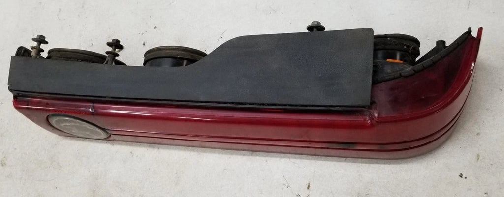 RH Passenger Side Rear Brake Tail Light for Mercury Cougar (1987–1988)