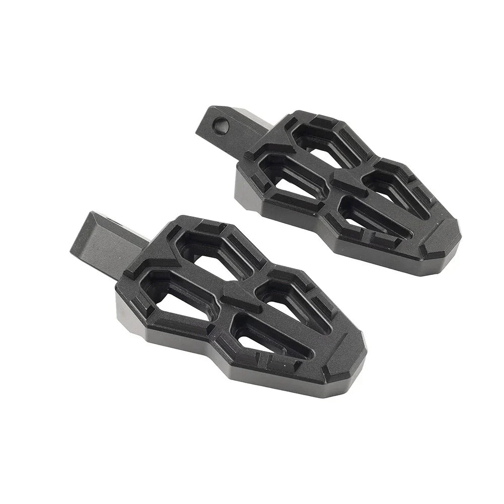 Rear Foot Pegs for QJMotor 350 400, Benelli TNT 600 300 302S (2015-2023)