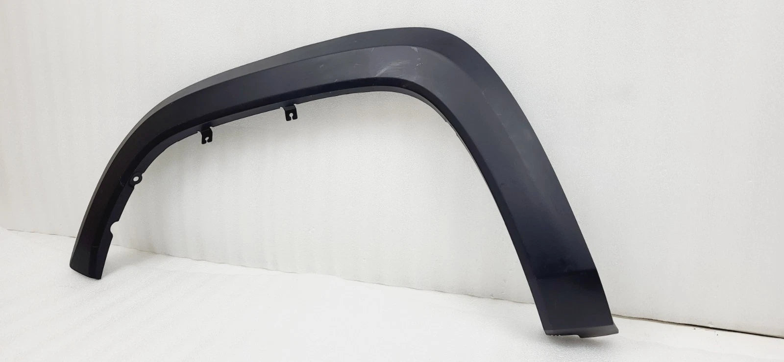 Front Left Fender Flare Wheel Arch Molding for Toyota Tacoma (2016–2023) 7587204070