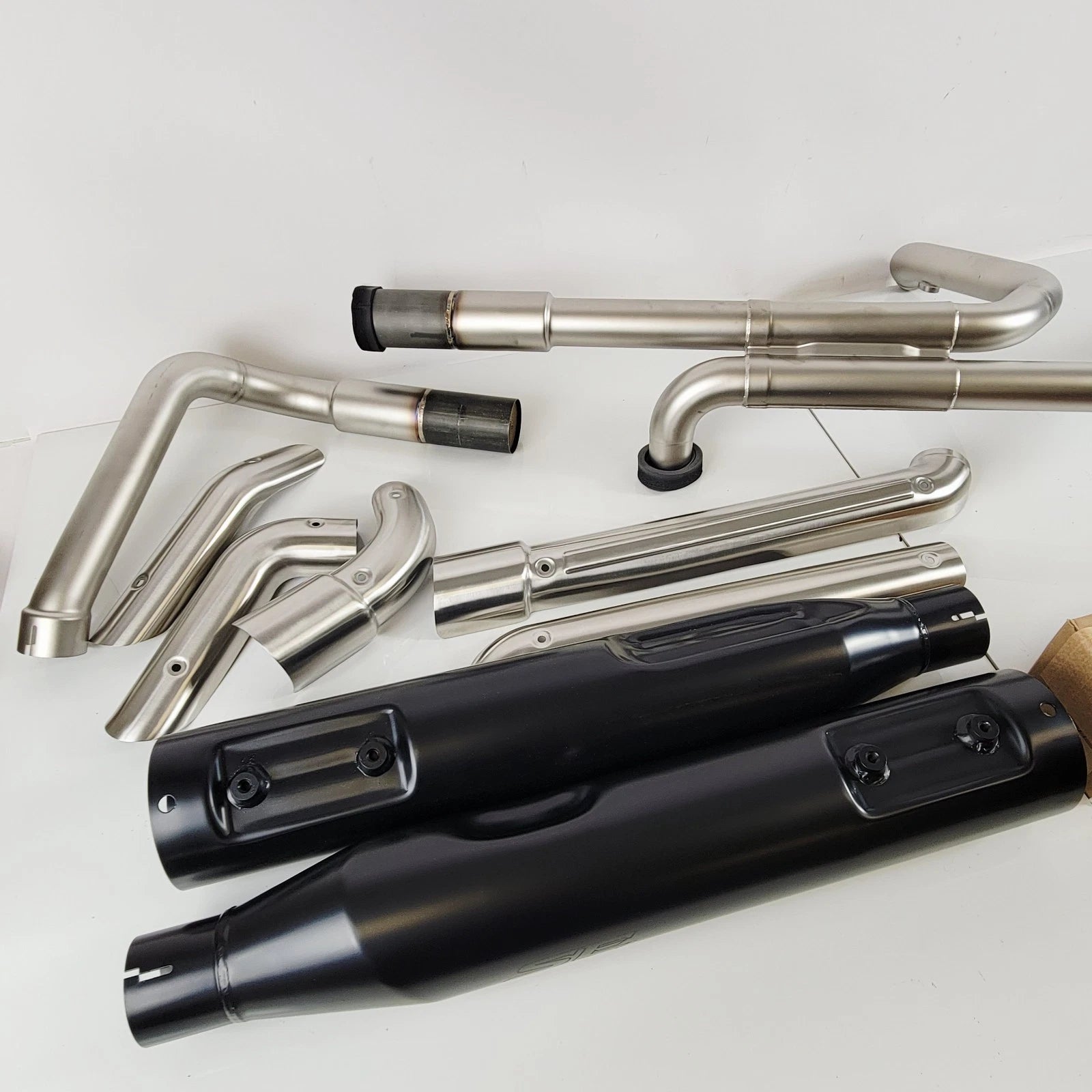 Screamin' Eagle High-Flow Exhaust System for Harley M8 (2017–2023)