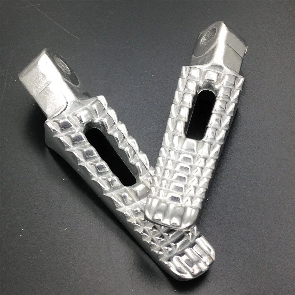 Foot Pegs for Suzuki GSX-R 600 750 1000 (2000–2011) Rear Footrest