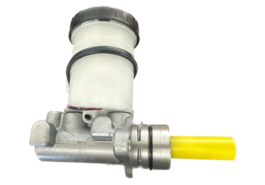 Brake Master Cylinder for Suzuki X-90, Sidekick, Tracker (1996–1998)
