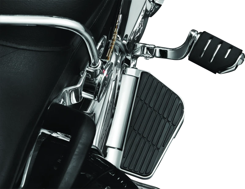 Kuryakyn Passenger Cruise Pegs for Honda GL1800 (2001–2017)