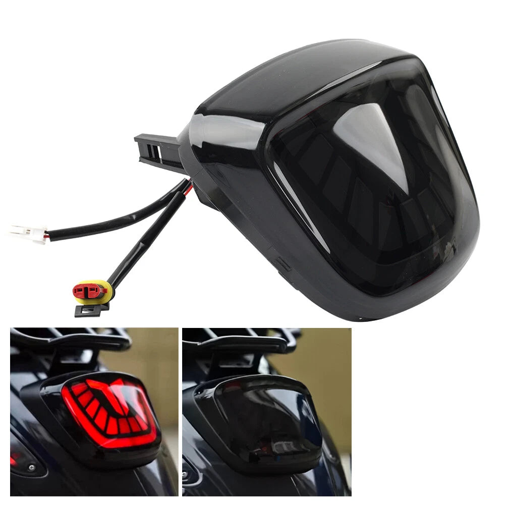 Black Tail Light Turn Signal for Vespa Sprint 50 125 150 (2014–2023)