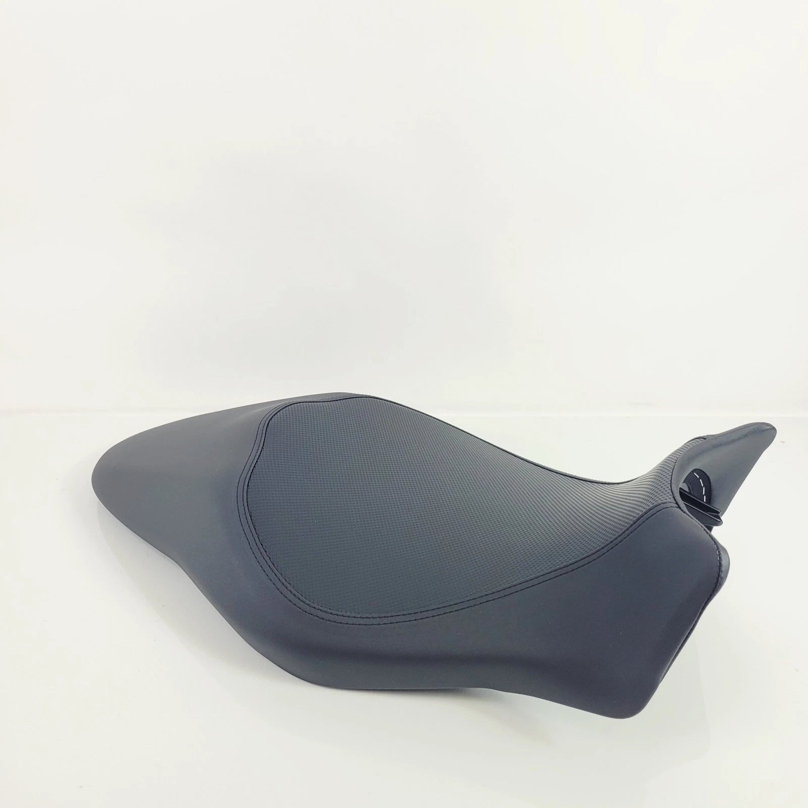 Lowered Seat for Ducati Monster 821 1200 S (2017–2021) 96880382AB