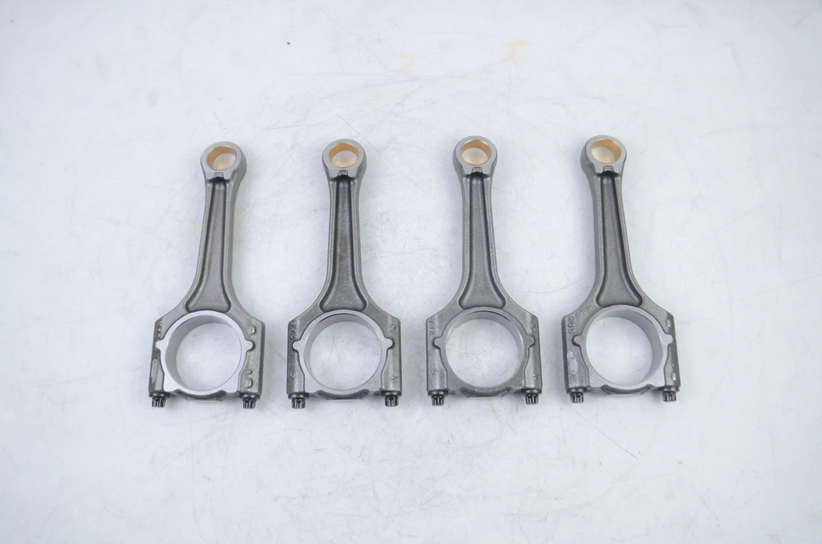 Connecting Rod Set for Audi A3 A4 Q5 VW Passat Tiguan Jetta GLI 2.0T CCTA 21mm