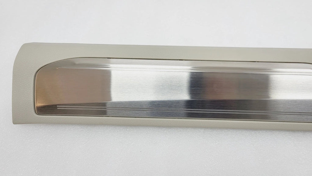Driver Side Door Sill Scuff Plate Trim w/Illumination for Acura RLX (2014–2017)