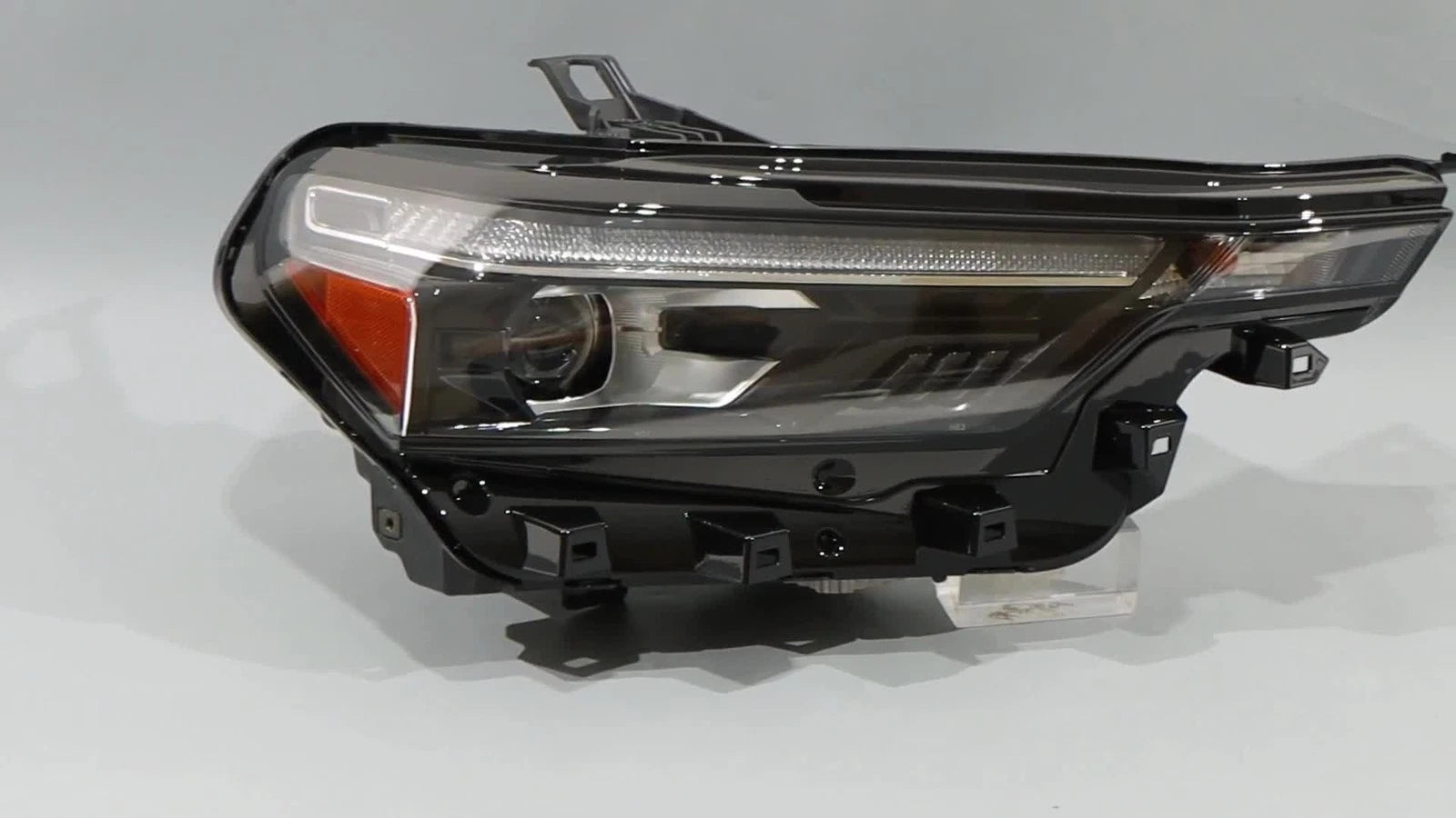 LED Headlight Assembly for Chevrolet Colorado (2023–2025) Passenger Side