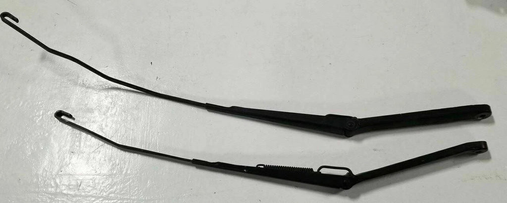 Wiper Arm Set for Lincoln LS (2000–2002)