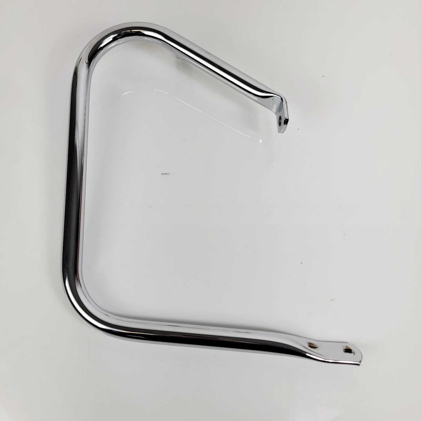 Left Saddlebag Guard Chrome for Harley-Davidson Touring (1997–2013) 49187-97