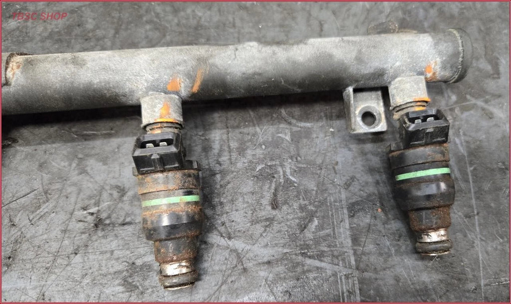 Fuel Injector Rail for Jaguar XJ6 XJR I6 4.0L (1992–1994)