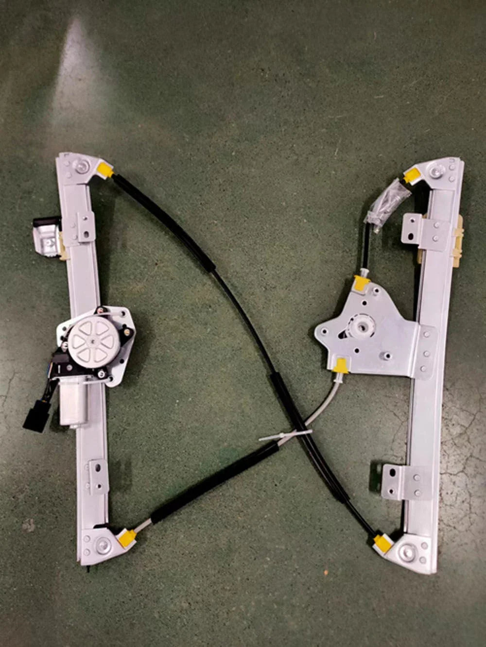 Front Left Window Regulator W/6 Pins for Chrysler Grand Voyager (2008–2016)