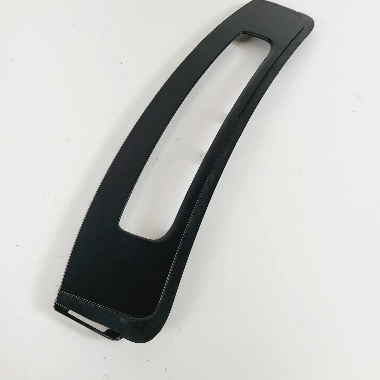 Inner Fairing Duct Bezel for Harley-Davidson Touring (2021–2023) 29200087A