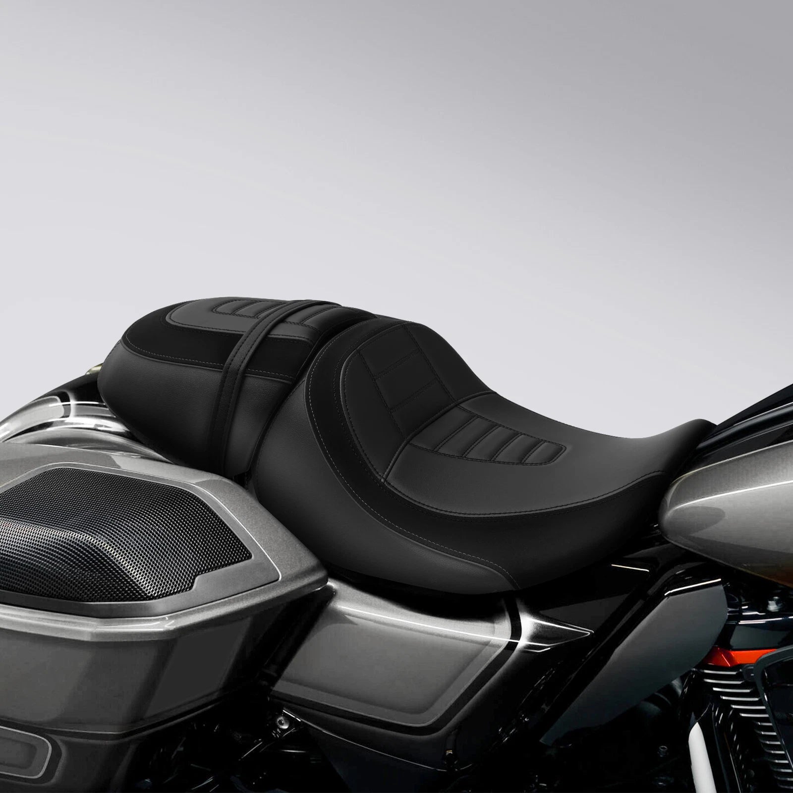 Driver & Passenger Seats for Harley CVO Street Road Glide FLHXSE (2023–2025)