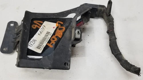 Engine Bay Fuse Relay Box with Fuses for Lincoln LS (2003–2006)