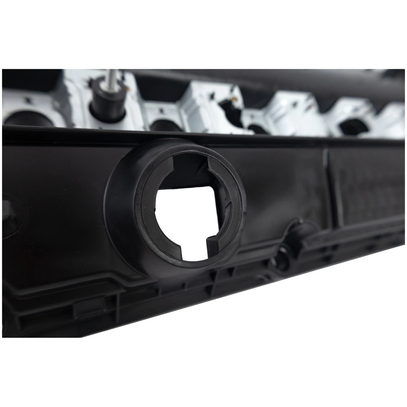 Valve Cover for BMW 530 525 330 325 320 323