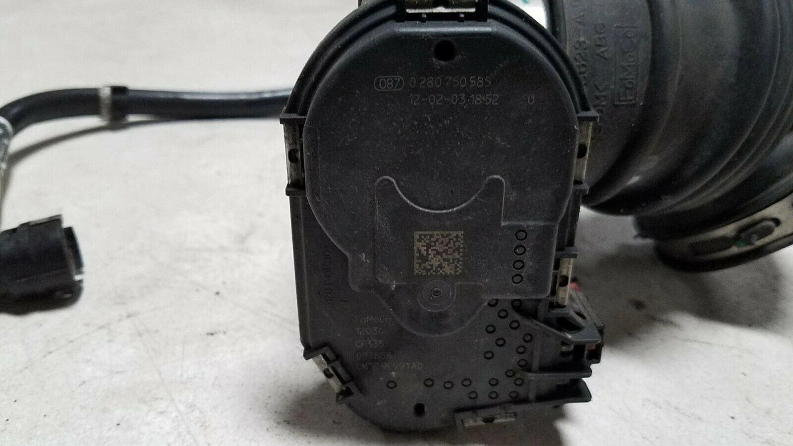 Throttle Body Throttle Valve Assembly for Ford Focus (2012)