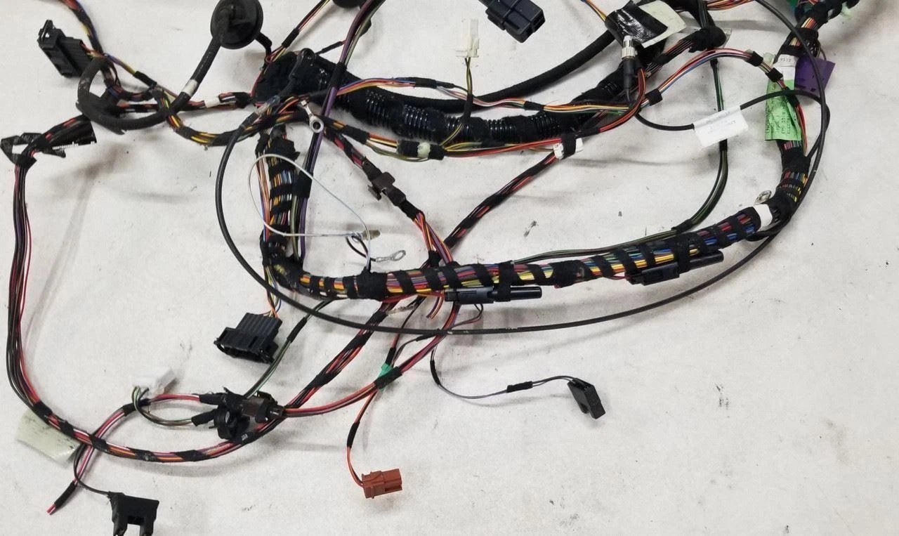 Trunk Wire Harness LNC3070BC for Jaguar XJ8/XJ8L (1998)