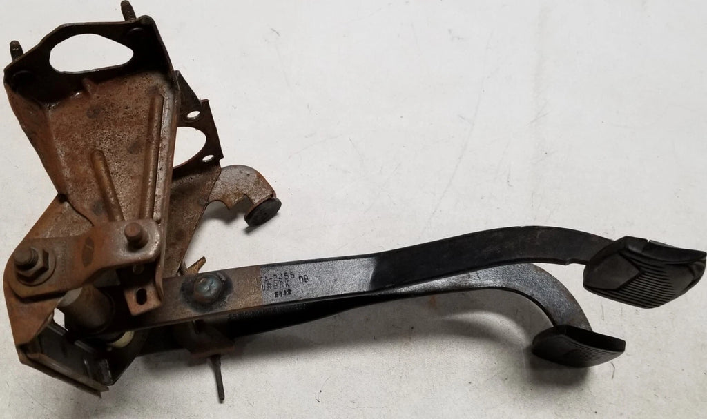 Clutch Pedal Assembly for Ford F150 (1992–1996)