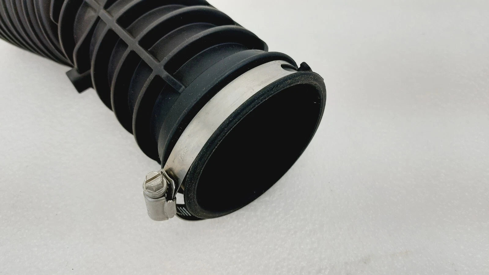 Engine Air Intake Hose for Ford Fusion 2.7L, Lincoln MKZ 3.0L (2017–2020) HP5Z9B659A