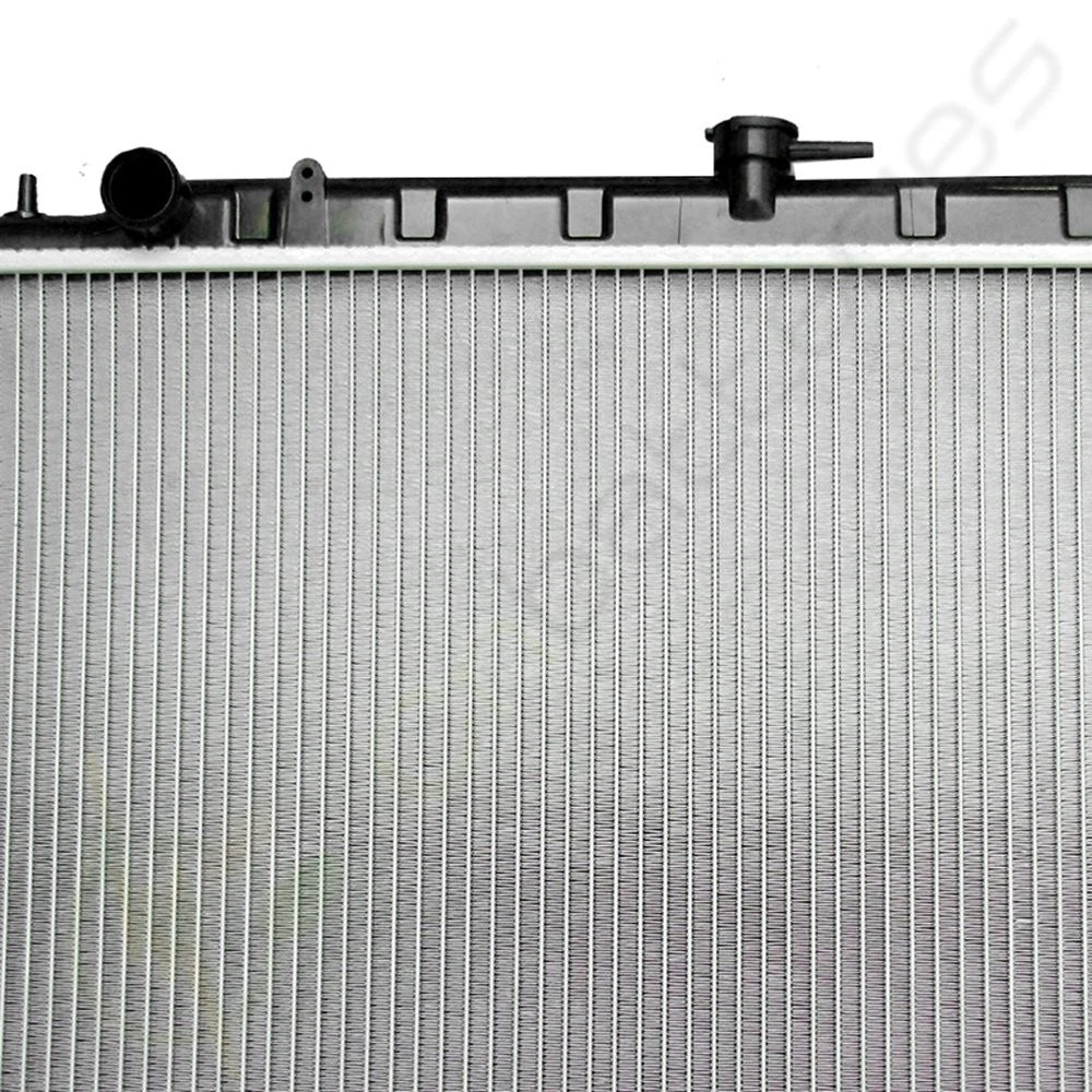 Aluminum Radiator for Infiniti I30, Nissan Maxima (1996–1999)