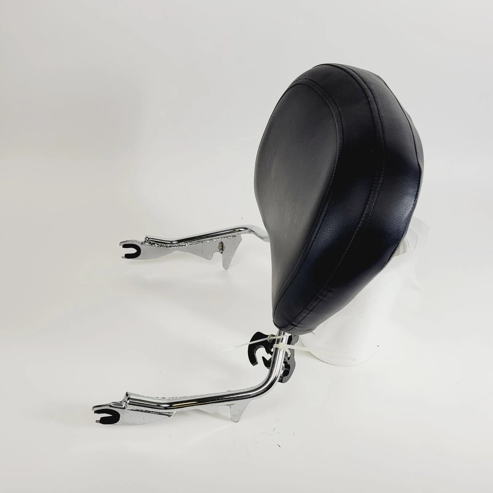 Chrome Passenger Backrest Sissy Bar Large Pad for Harley Touring FLHT (2009–2023)