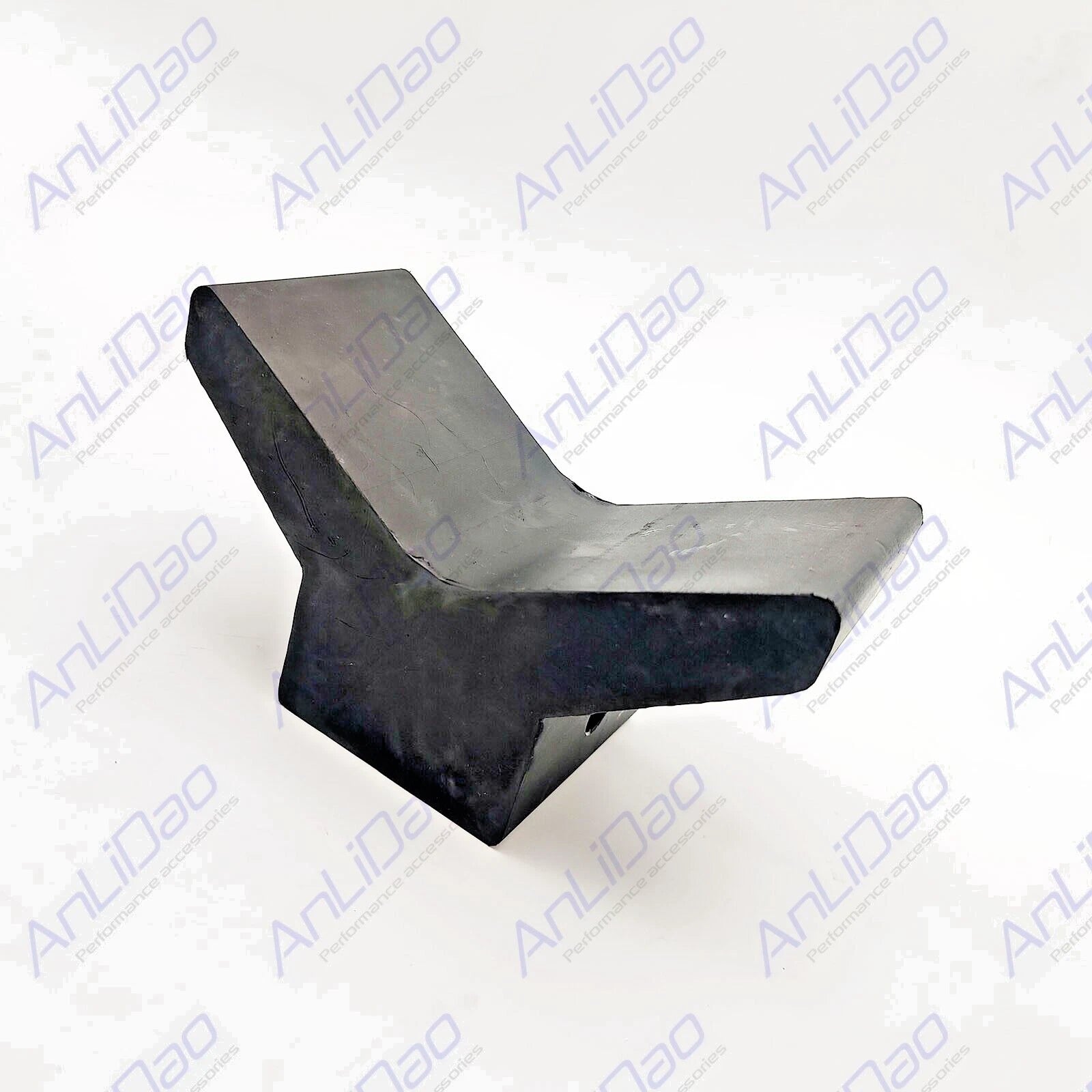 3 Inch Mounting Width V Bow Stop for Boat Trailer (Black Rubber)