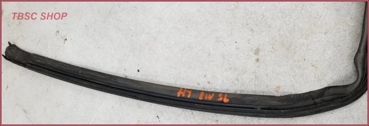 Door Upper Rubber Molding LH for Lincoln Mark VIII (1993–1998)