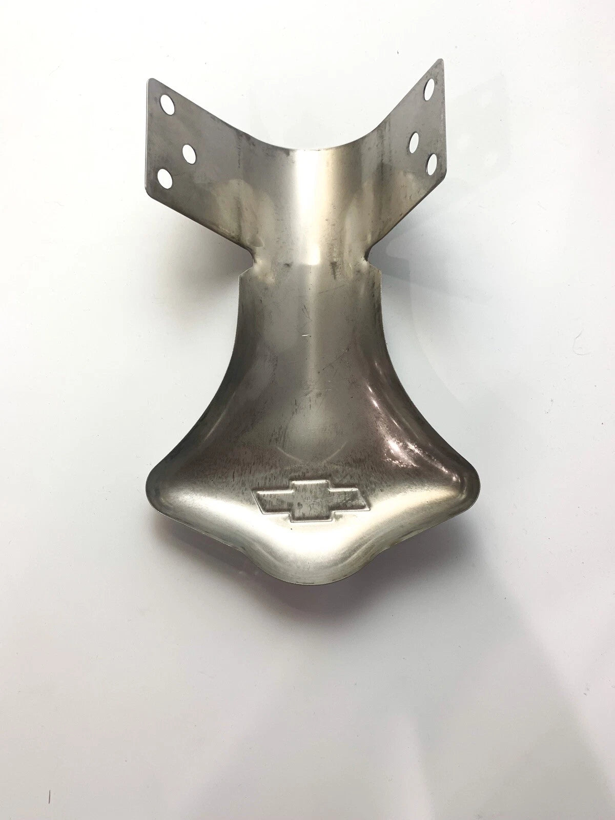 Custom Muffler Exhaust Tip Deflectors for Chevy Bowtie (Universal) (—)