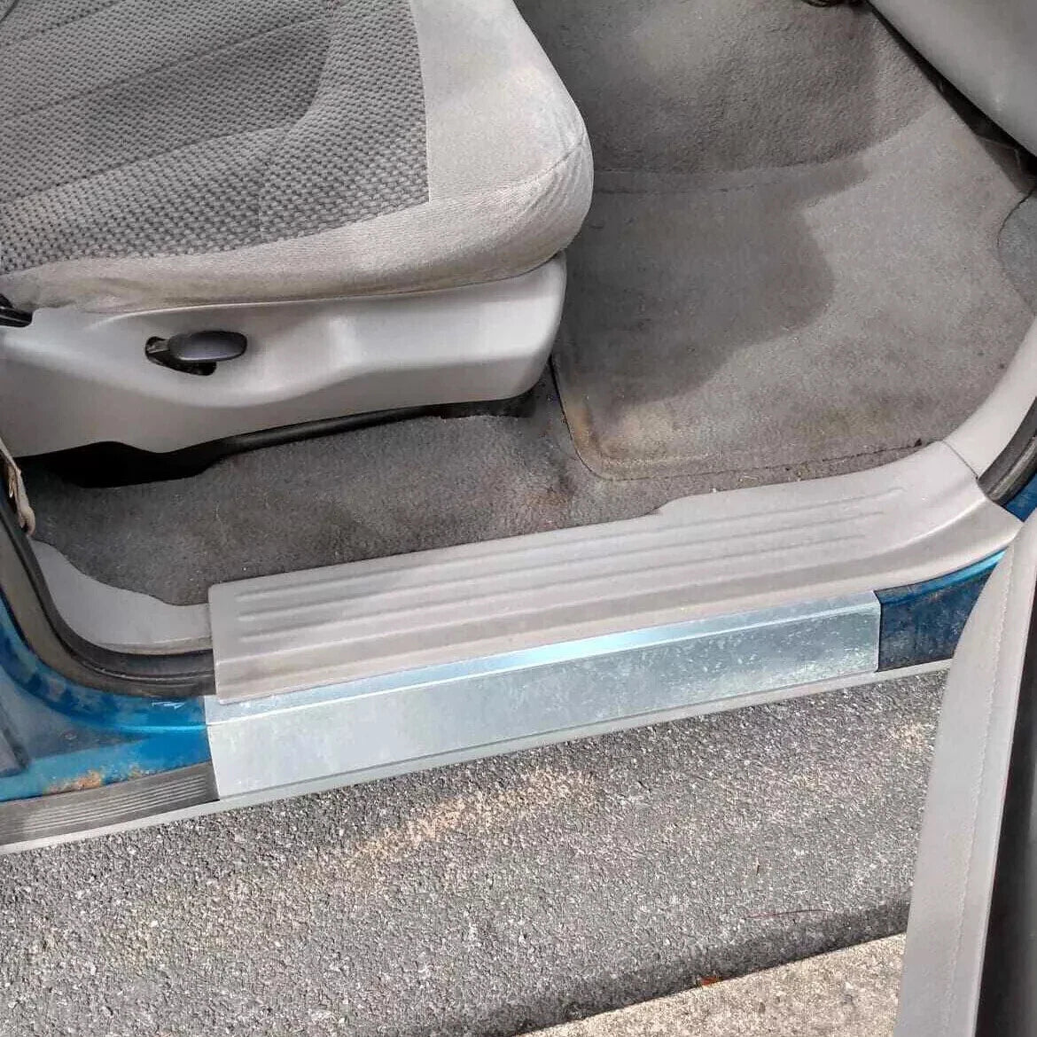 Outer Slip-on Rocker Panels Pair for Ford F-150 Pickup (2001–2003)