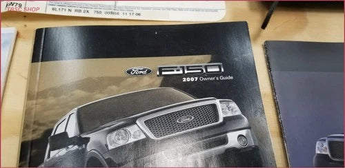 Owners Manual Collection with Case for Ford F-Series F150 (2007)