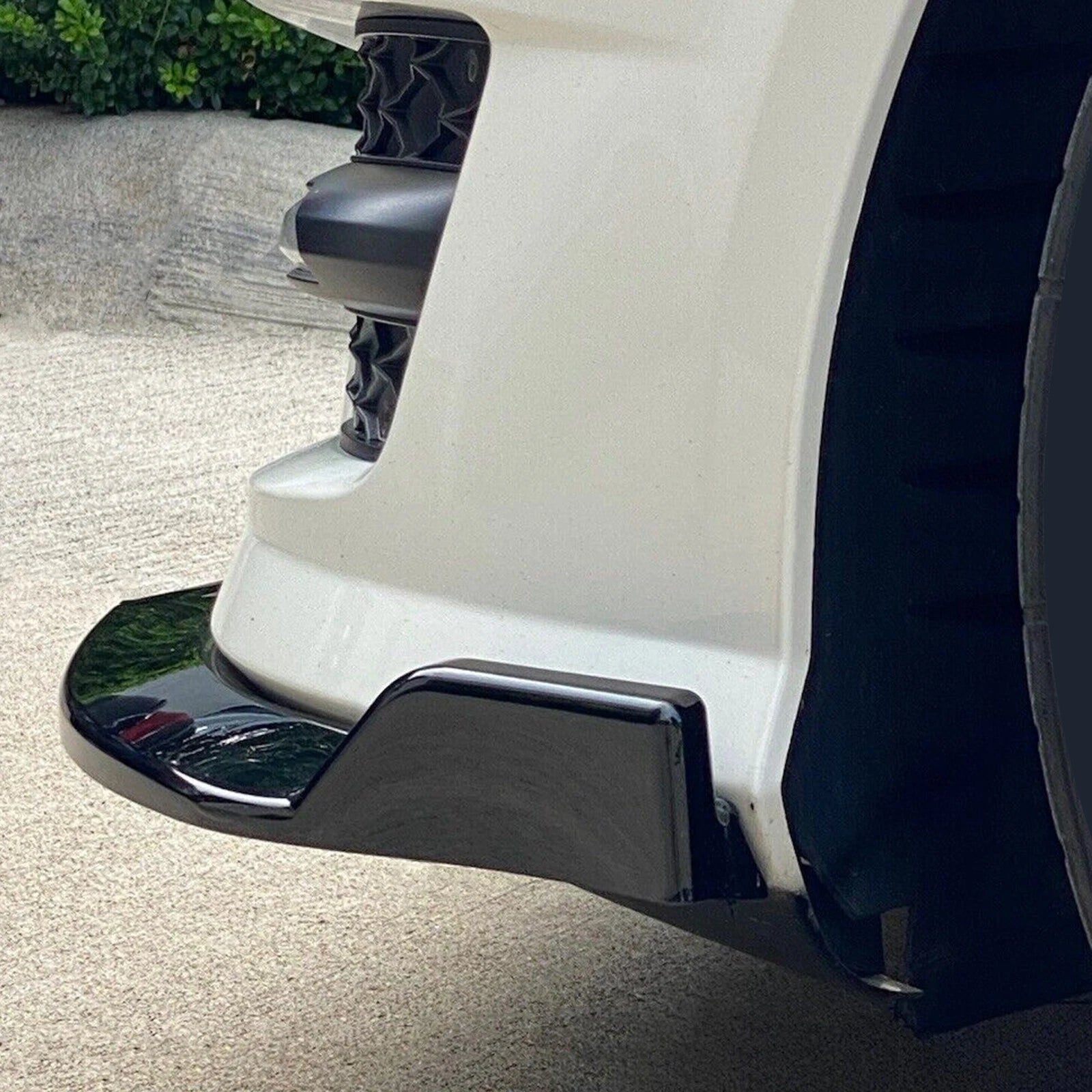 Gloss Black Front Bumper Lip Splitter for Mercedes Benz C-Class (2008–2014)