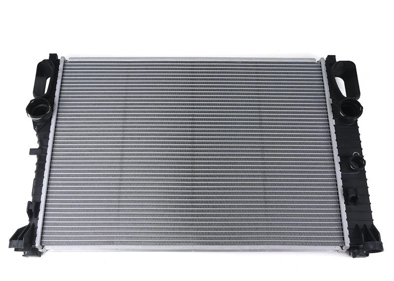 Radiator Nissens 2115003102 for Mercedes Benz W218 W211 E500 CLS500 (2003–2006)