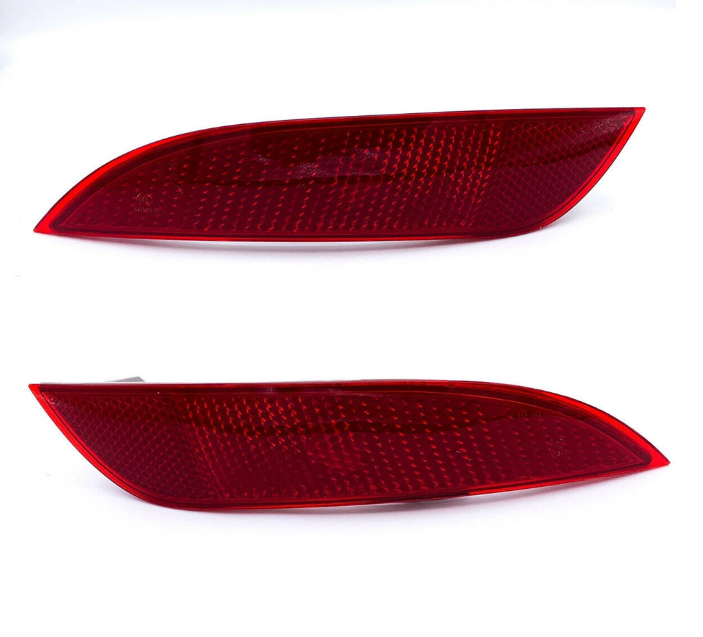 Rear Bumper Reflector Panels Set Left Right for Ford Focus Hatchback (2015–2018)