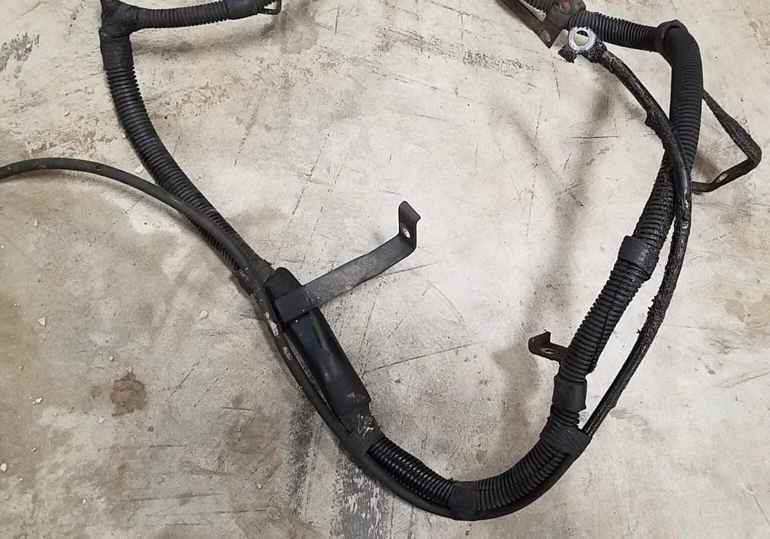 Starter Cable Set for Ford Thunderbird Cougar (1996–1997)