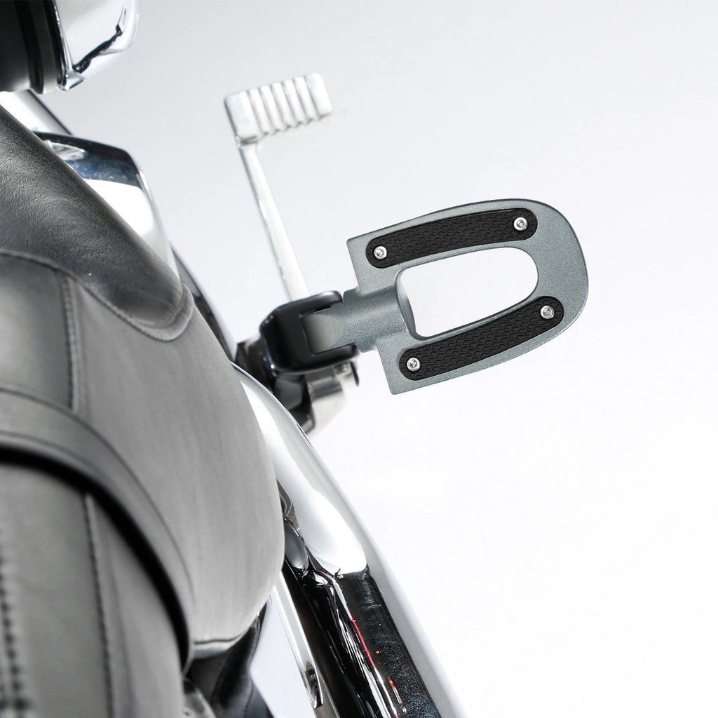 Passenger Foot Pegs for Harley Softail Deluxe Low Rider (2018–2023)
