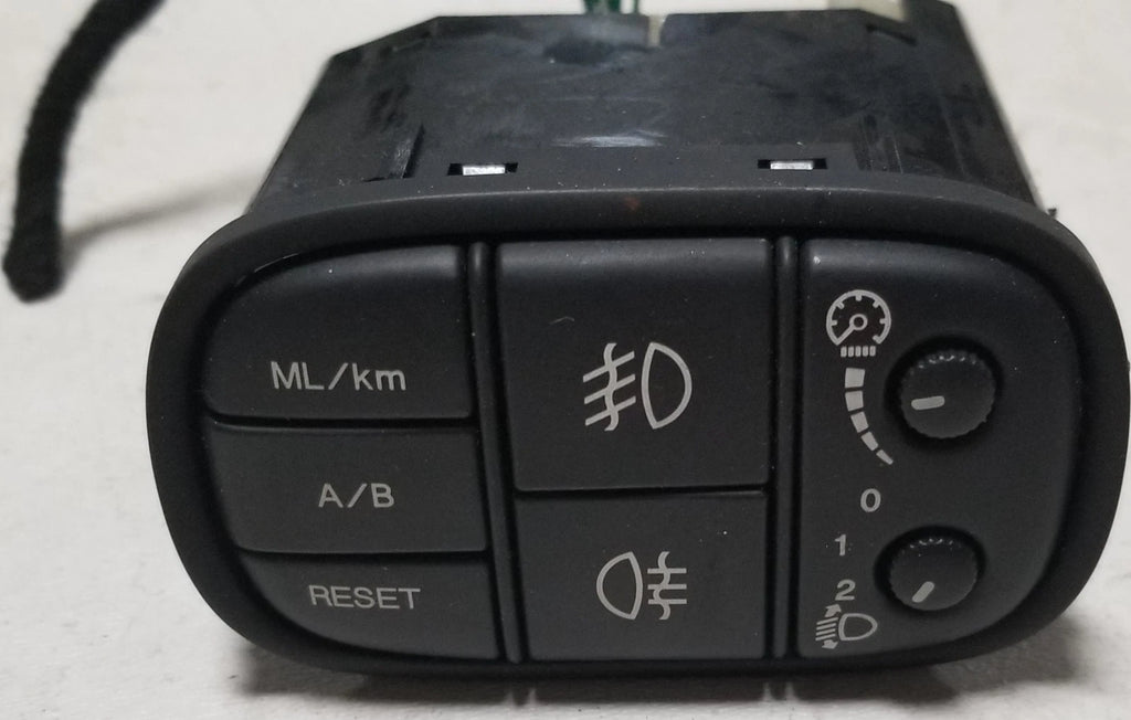 Headlight Switch for Jaguar S-Type (2003–2008) 2R83-11654-B