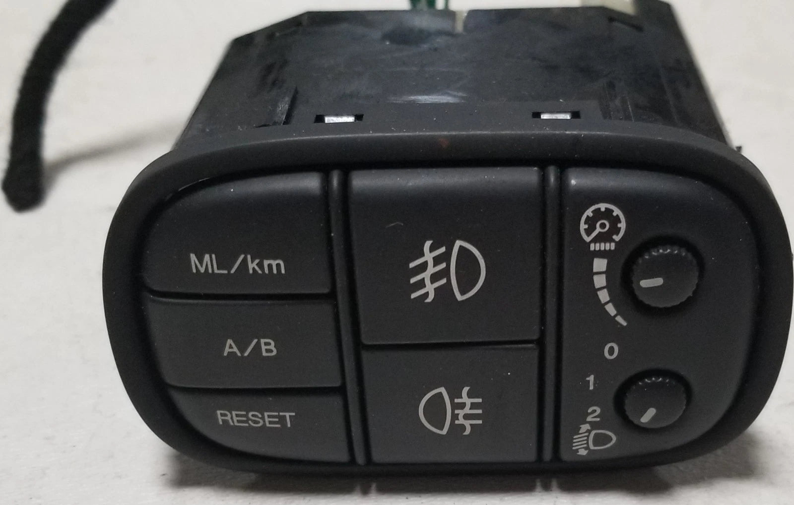 Headlight Switch for Jaguar S-Type (2003–2008) 2R83-11654-B