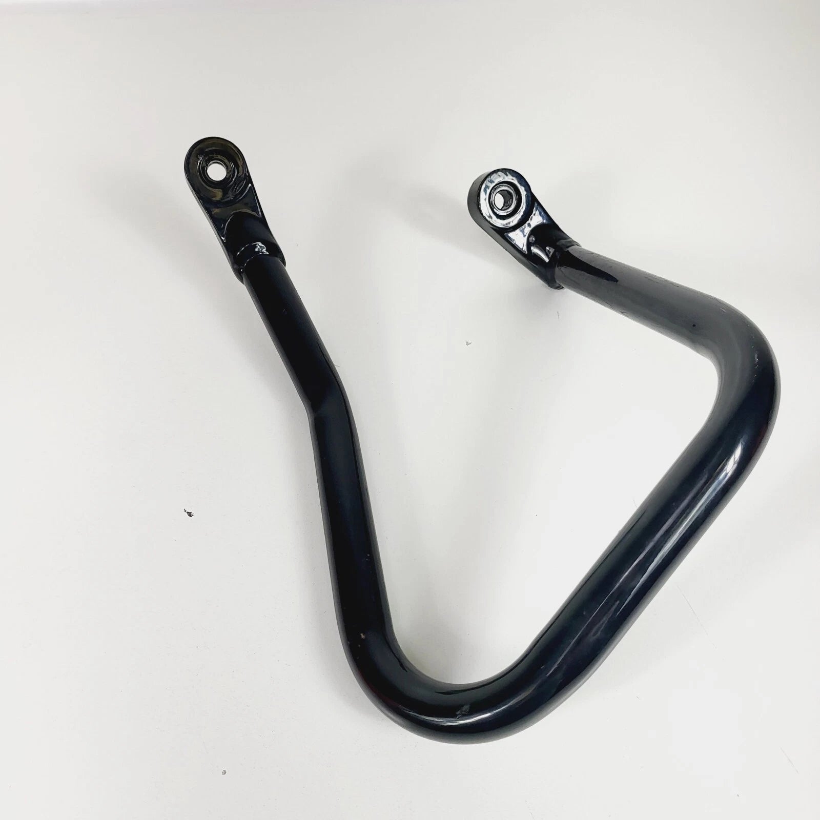 Black RH Rear Saddlebag Guard Rail Crash Bar for Harley FLST FXST (2000–2017)