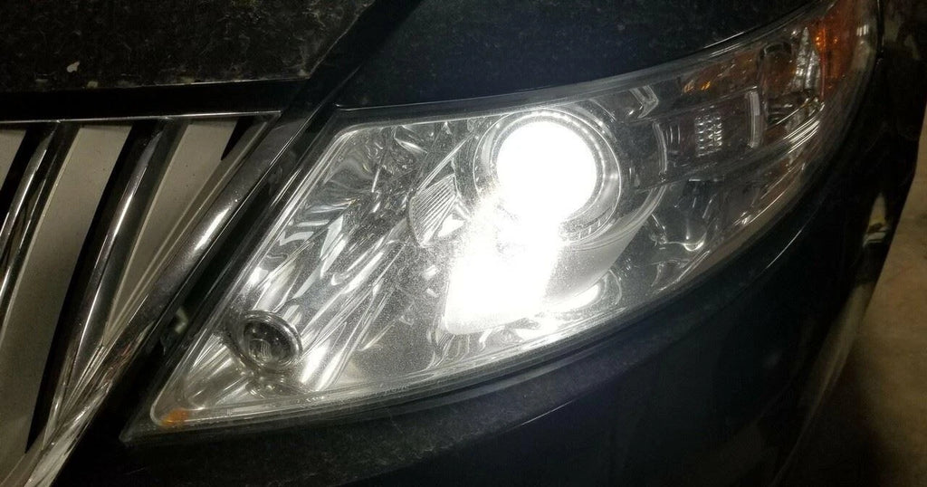 Xenon HID Headlight LH Driver Side for Lincoln MKS (2009–2012) 8A53-13005