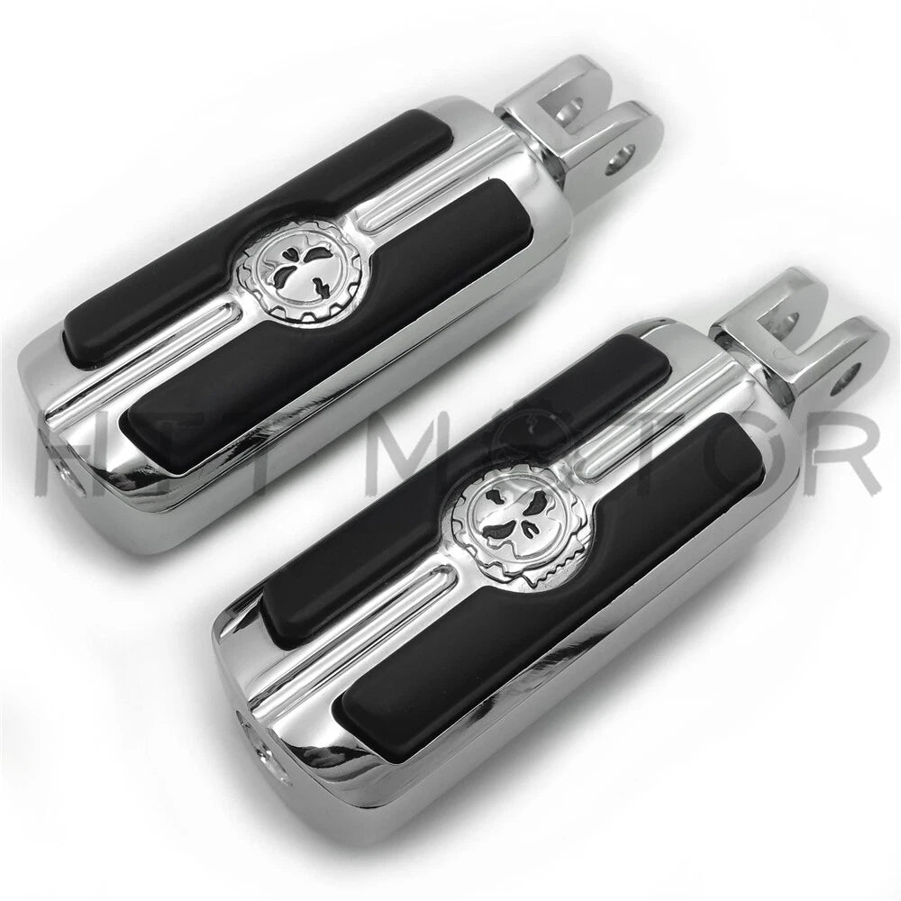 Chrome Gear Skull Footpegs for Harley FXBB FXBR FXBRS FXLR (2018–2023)