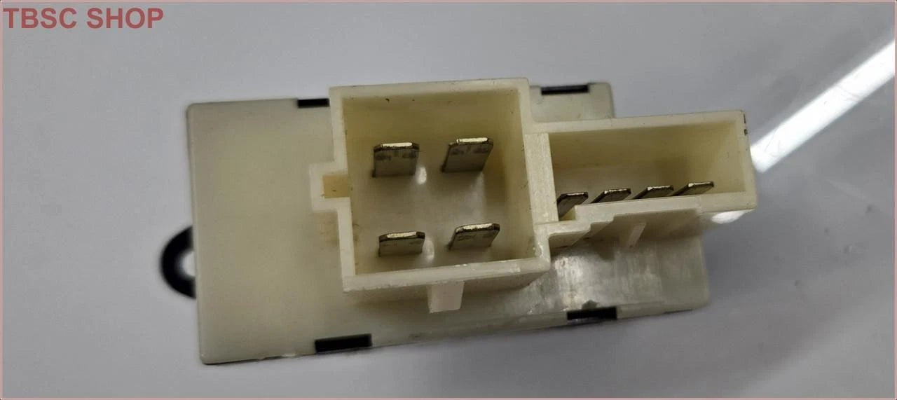 Front RH Power Window Switch for Lincoln Continental (1998–2002) F80B-14529-AA