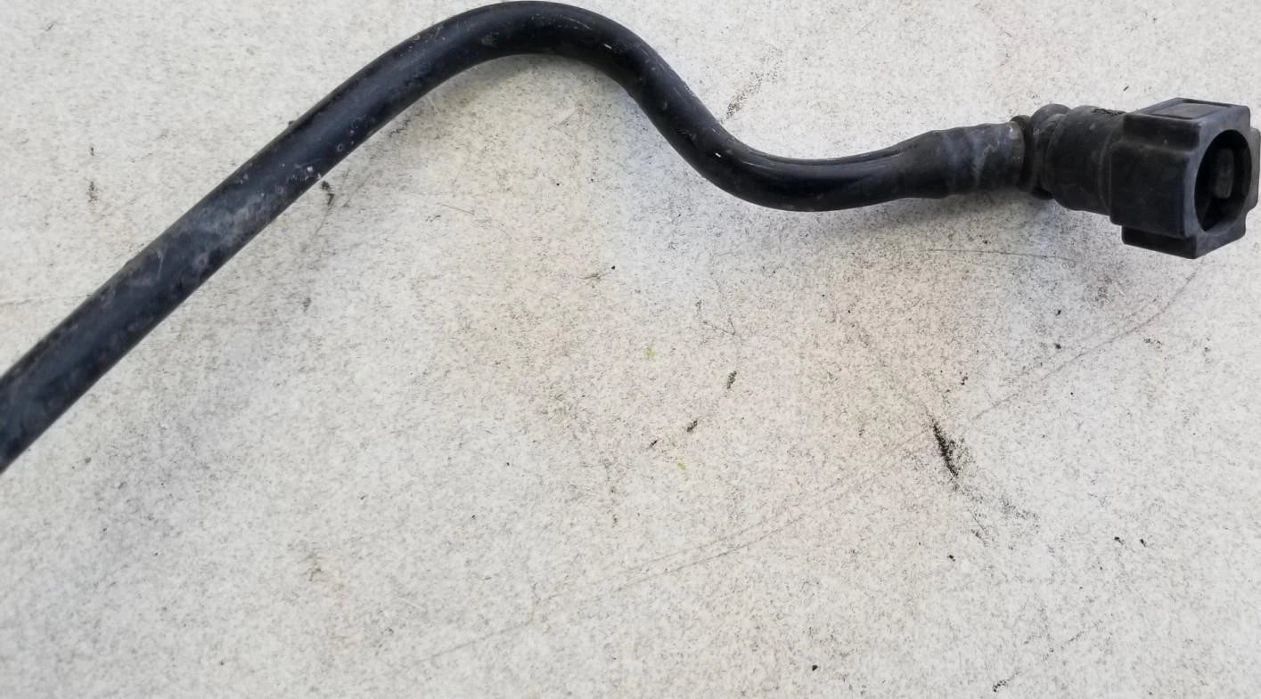 Air Intake Purge Valve Vacuum Hose for Jaguar X-Type (2002–2008)